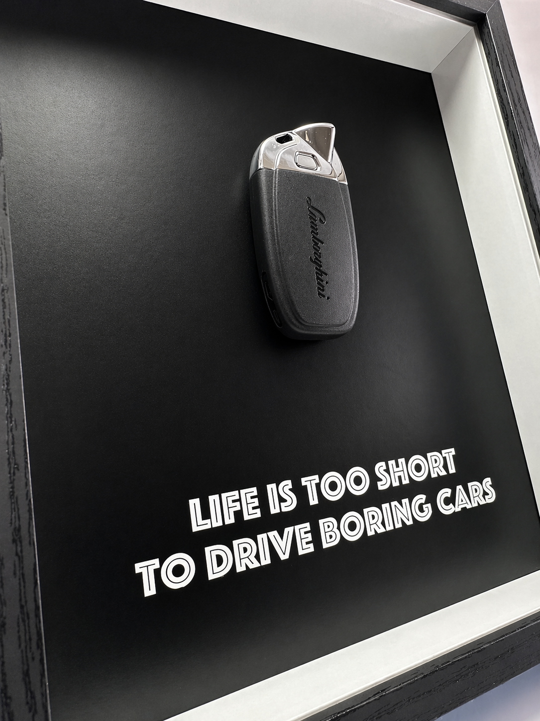 One Life, One Key — Lamborghini Edition — vue 2